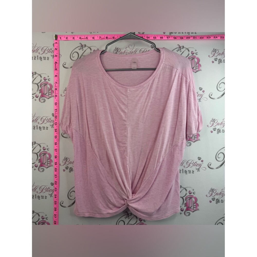 Hyba tshirt light pink twist Relaxed Short-Sleeve Twist-Front Tee in Light Pink